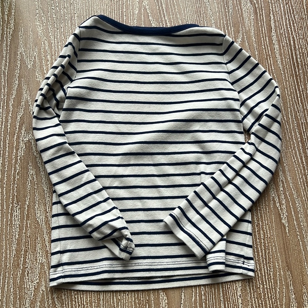 Girls long sleeved shirt